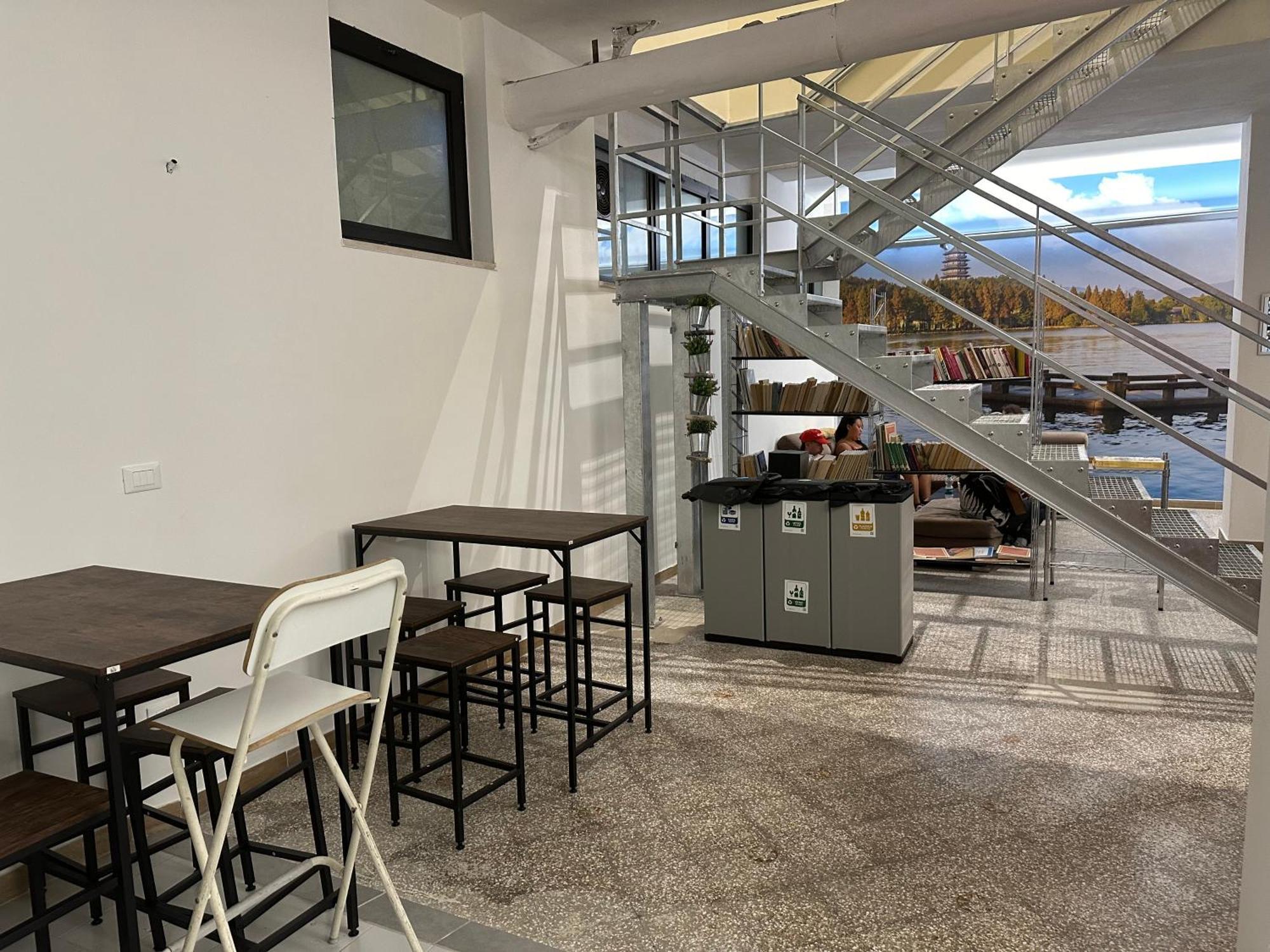 Host Bari Centrale CconfortHotels Exterior foto