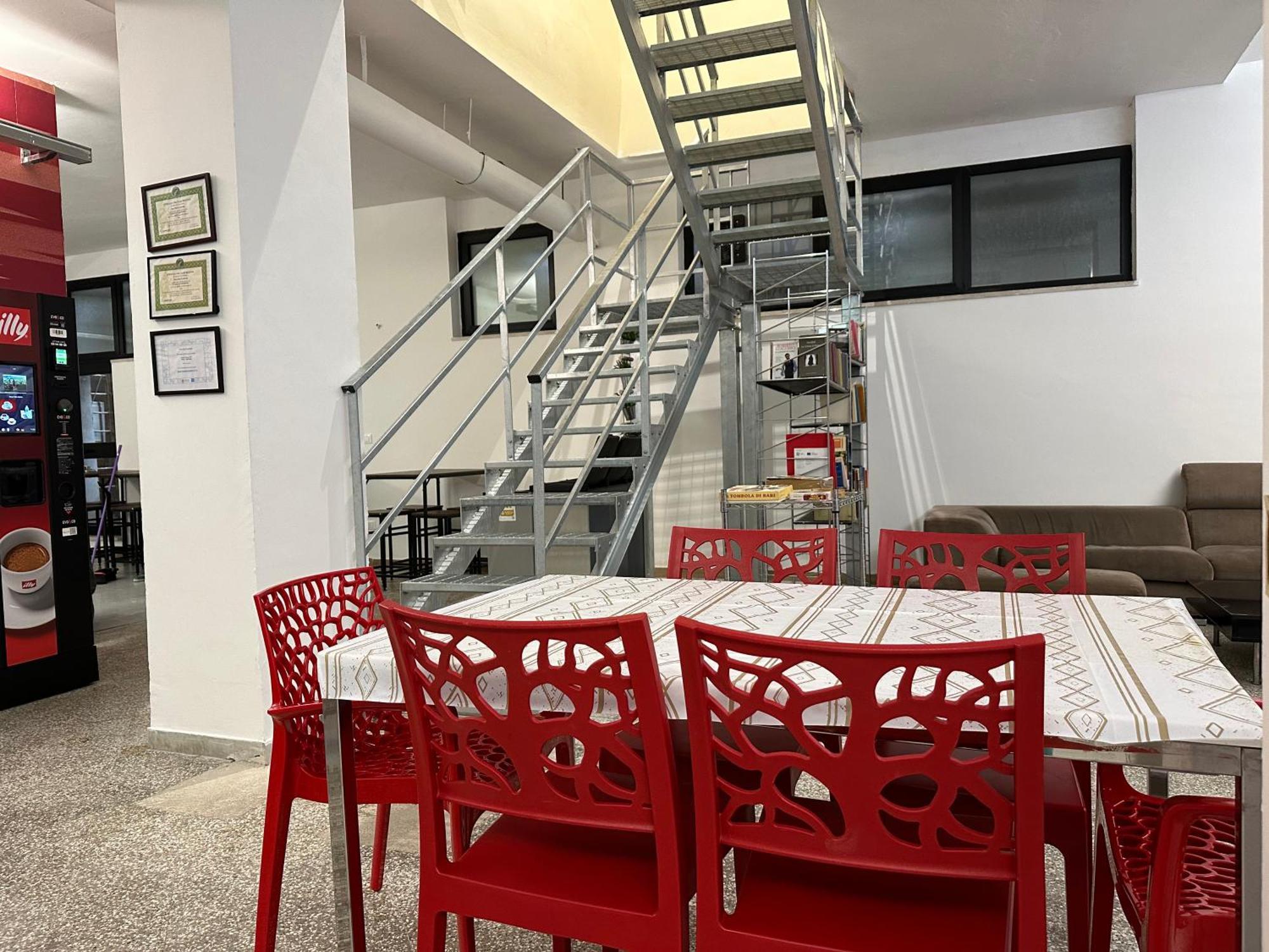 Host Bari Centrale CconfortHotels Exterior foto